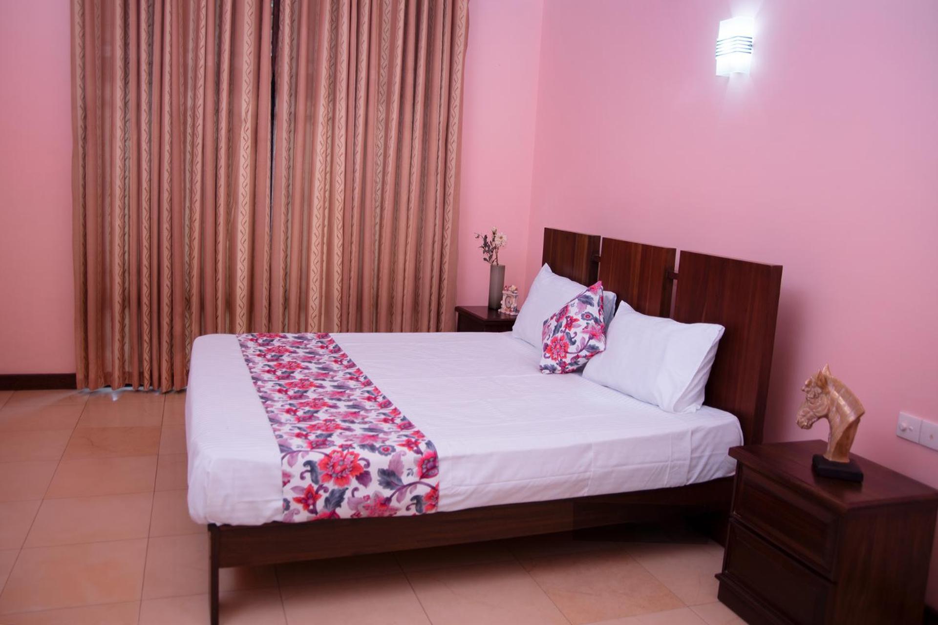 Bigcity Villa - Airport Transit Hotel Катунаяка Екстер'єр фото