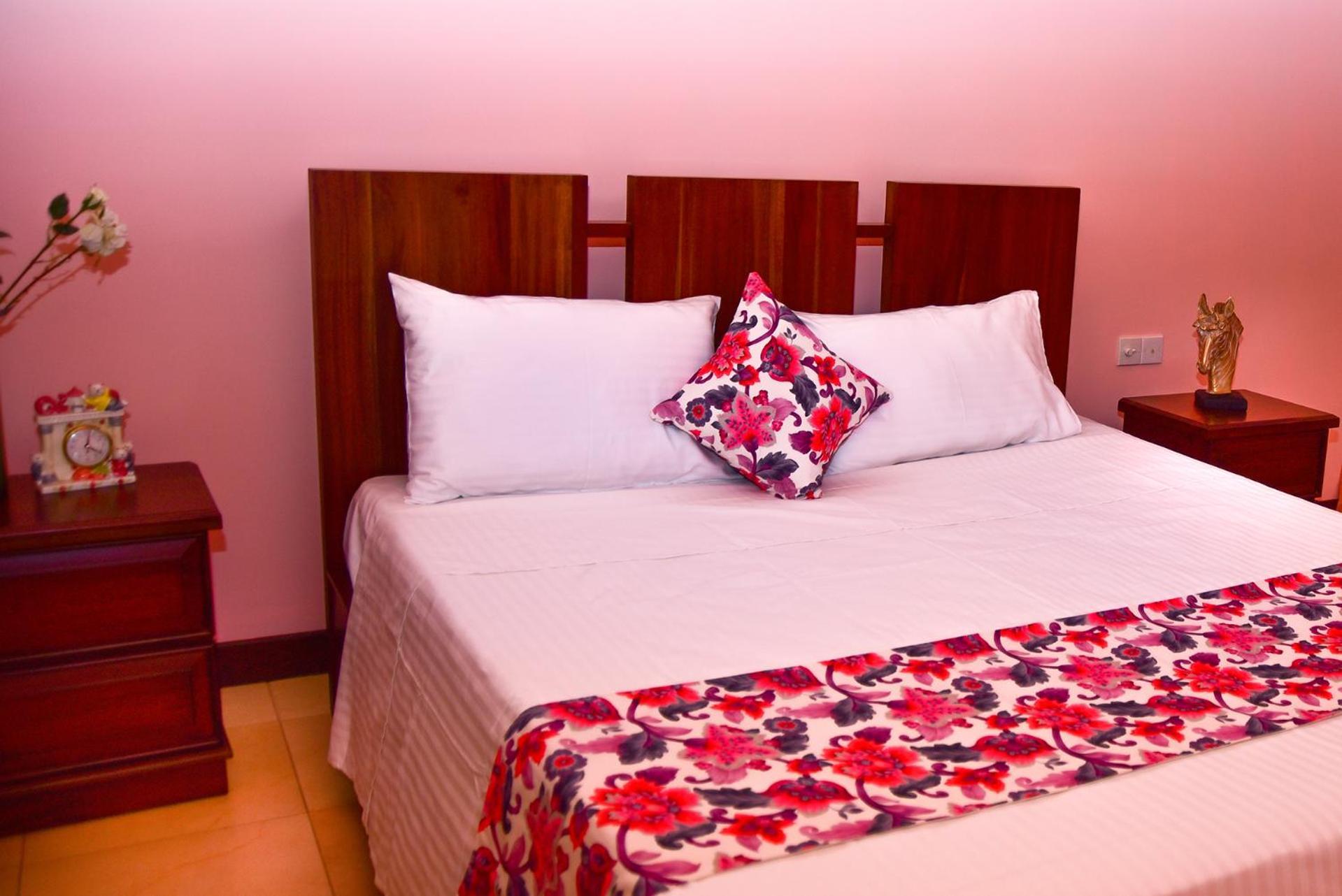 Bigcity Villa - Airport Transit Hotel Катунаяка Екстер'єр фото