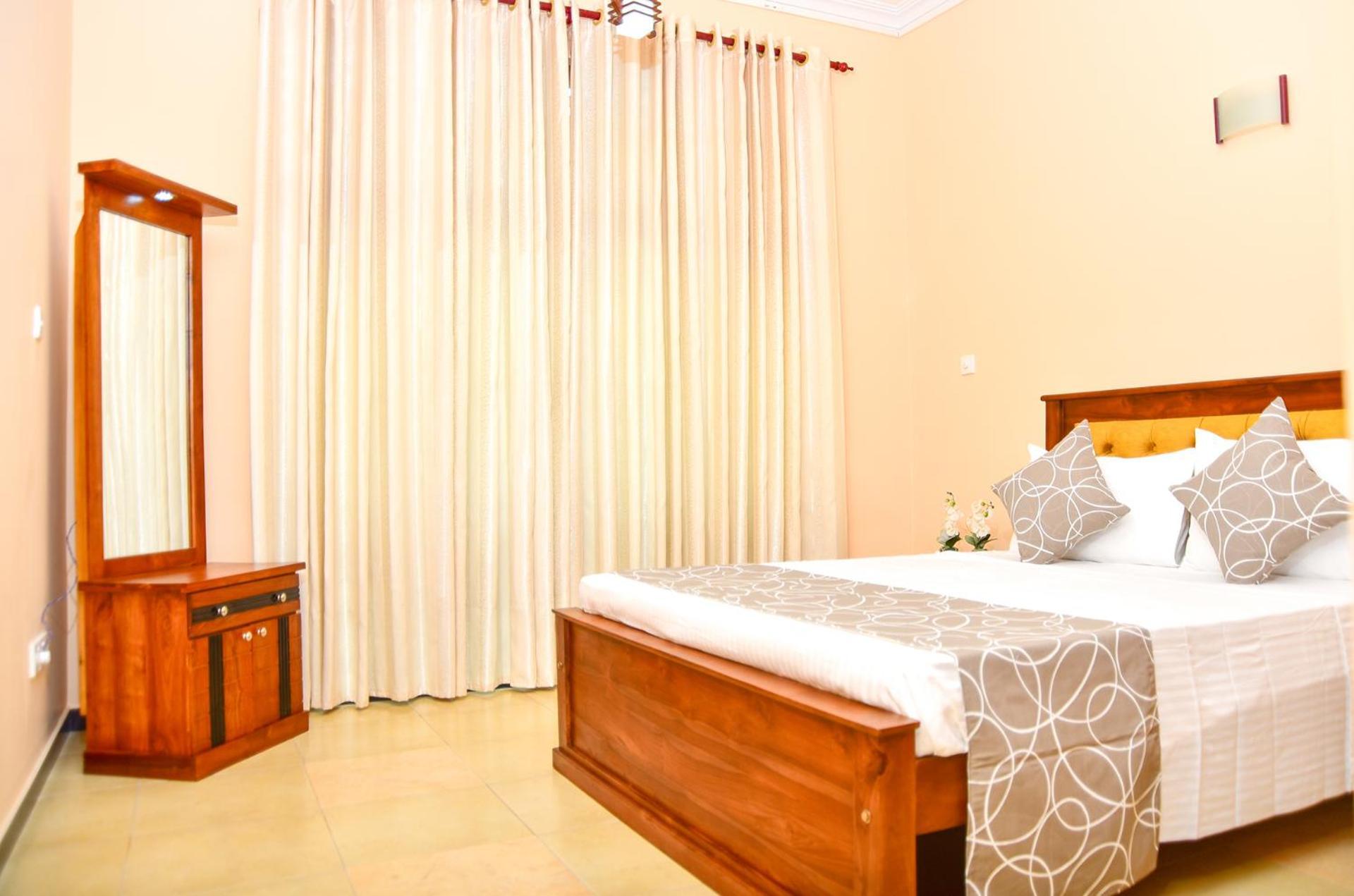 Bigcity Villa - Airport Transit Hotel Катунаяка Екстер'єр фото