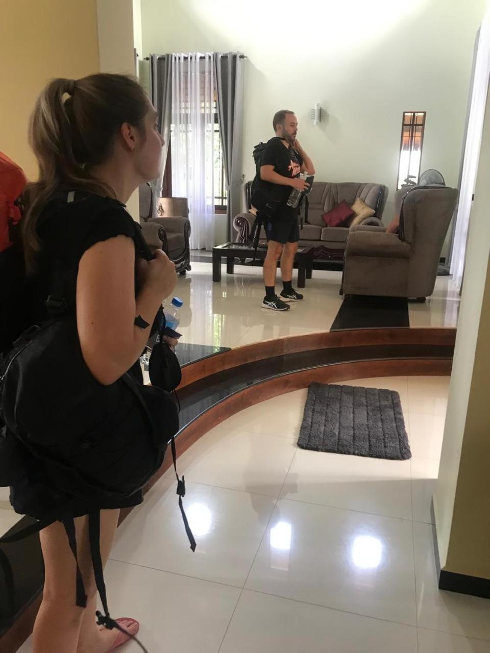 Bigcity Villa - Airport Transit Hotel Катунаяка Екстер'єр фото