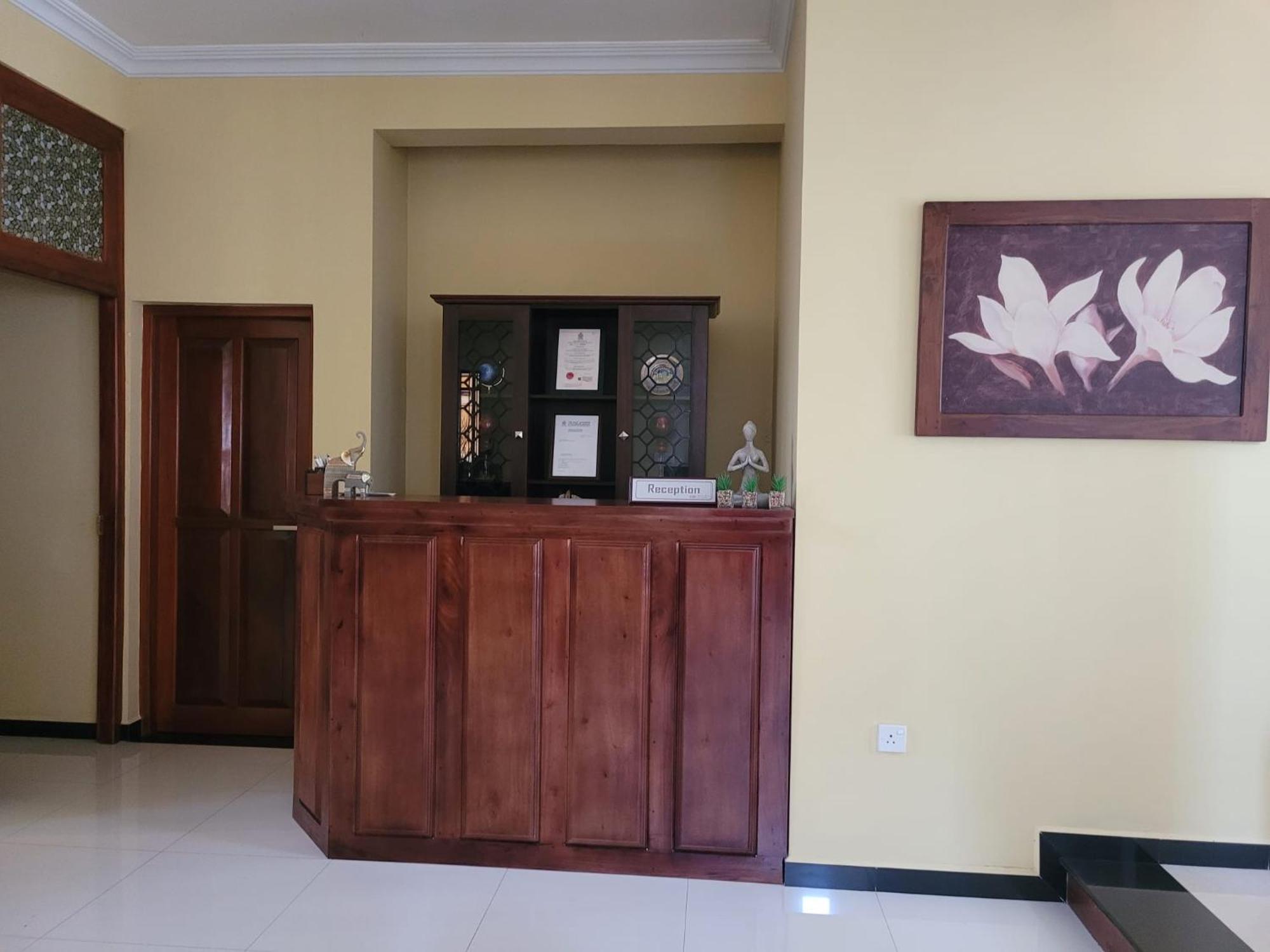 Bigcity Villa - Airport Transit Hotel Катунаяка Екстер'єр фото