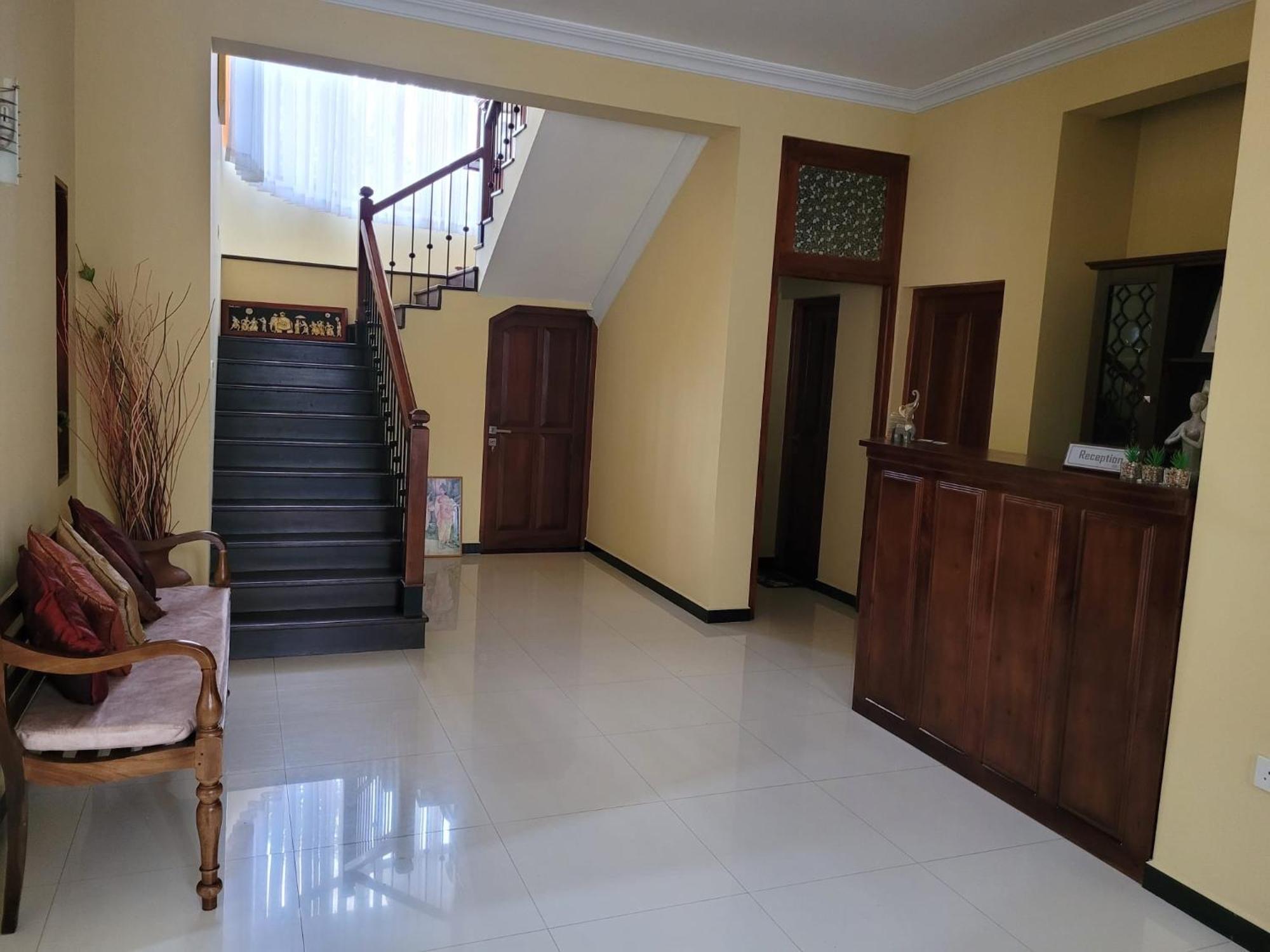 Bigcity Villa - Airport Transit Hotel Катунаяка Екстер'єр фото